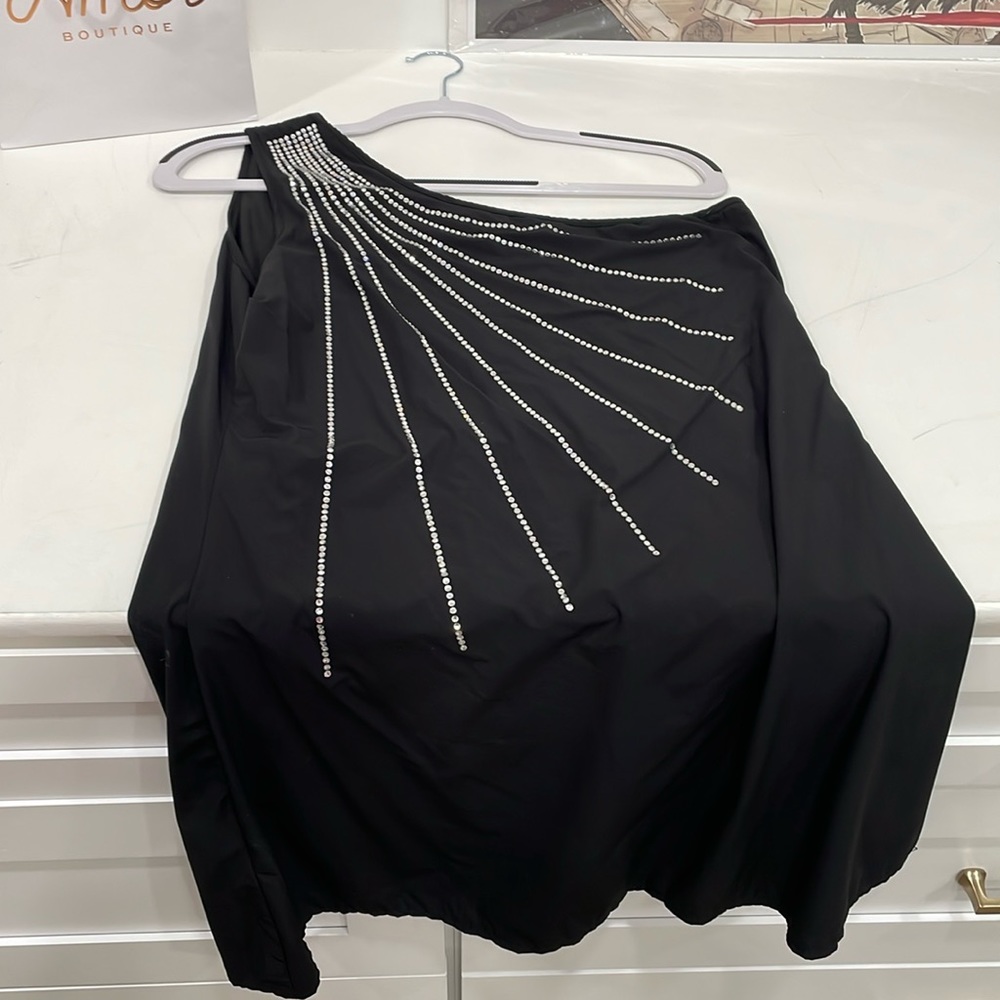 Queen of sparkle, one shoulder workout dress!!